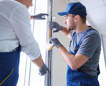 glass repair experts in Westchase, FL